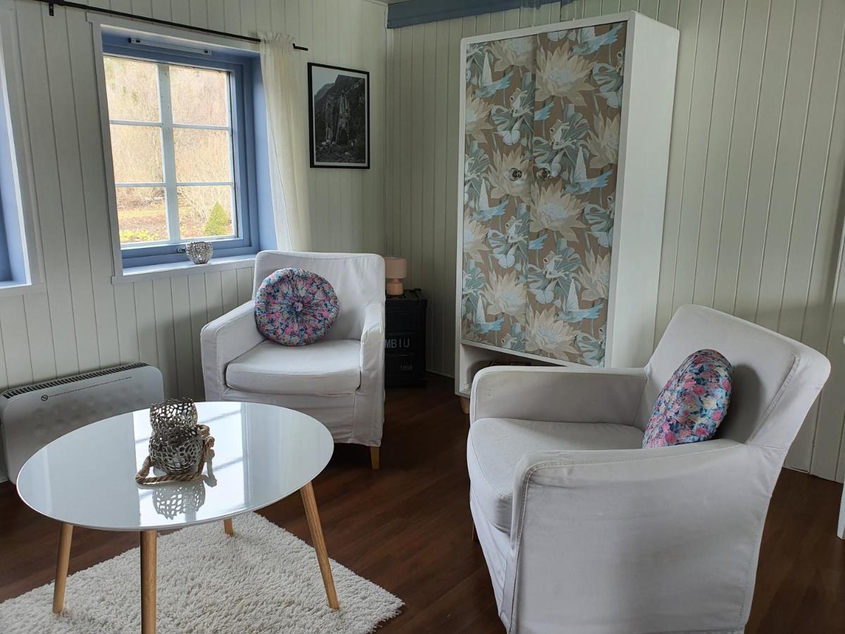 Aline'S Stue, B&B Utskarpen Fuglstad Buitenkant foto